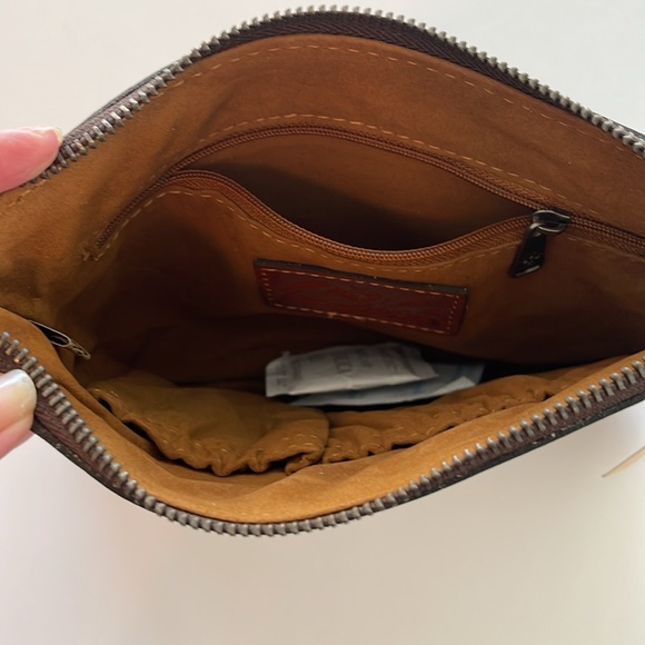 Make an offer on Patricia Nash Cassini Wristlet -Color: Smoke NWT - Picture 4 of 4